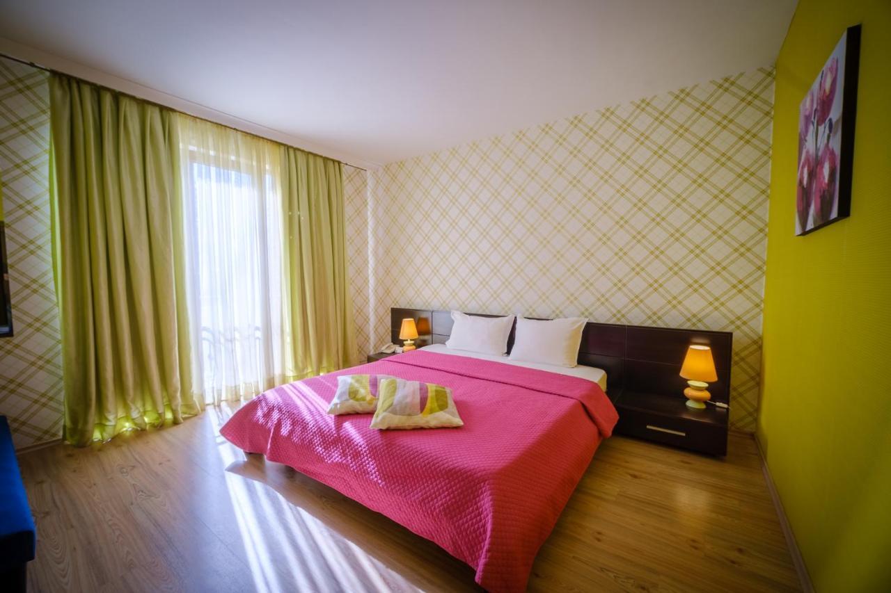 Family Hotel Classic Varna Exterior photo